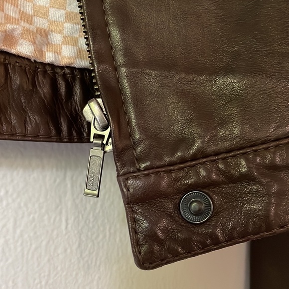 1020 BY NICOLE Leather Racer Moto Jacket Made in Los Angeles - Picture 7 of 10